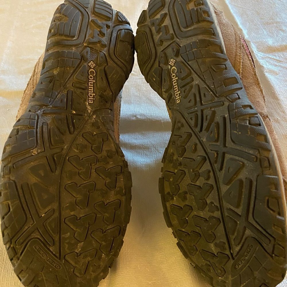 Columbia Techlite Waterproof Shoes. - Picture 3 of 8